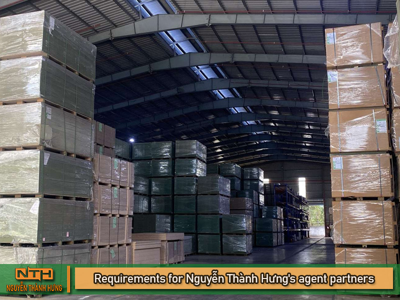 Phân phối gỗ công nghiệp