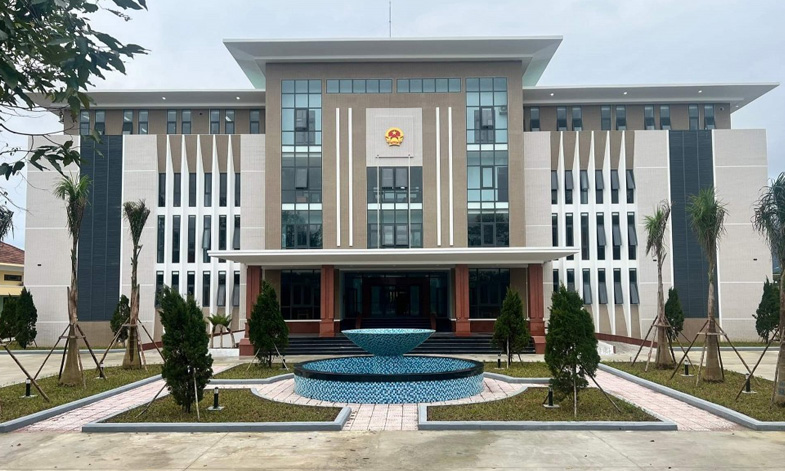 Dự án lắp đặt nội thất văn phòng UBND huyện Quế Sơn