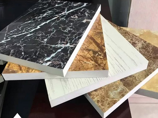 Như thế nào là tấm alu giả đá chất lượng cao?