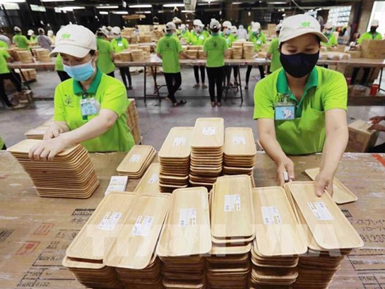 Thử thách lớn - Xuất khẩu gỗ 